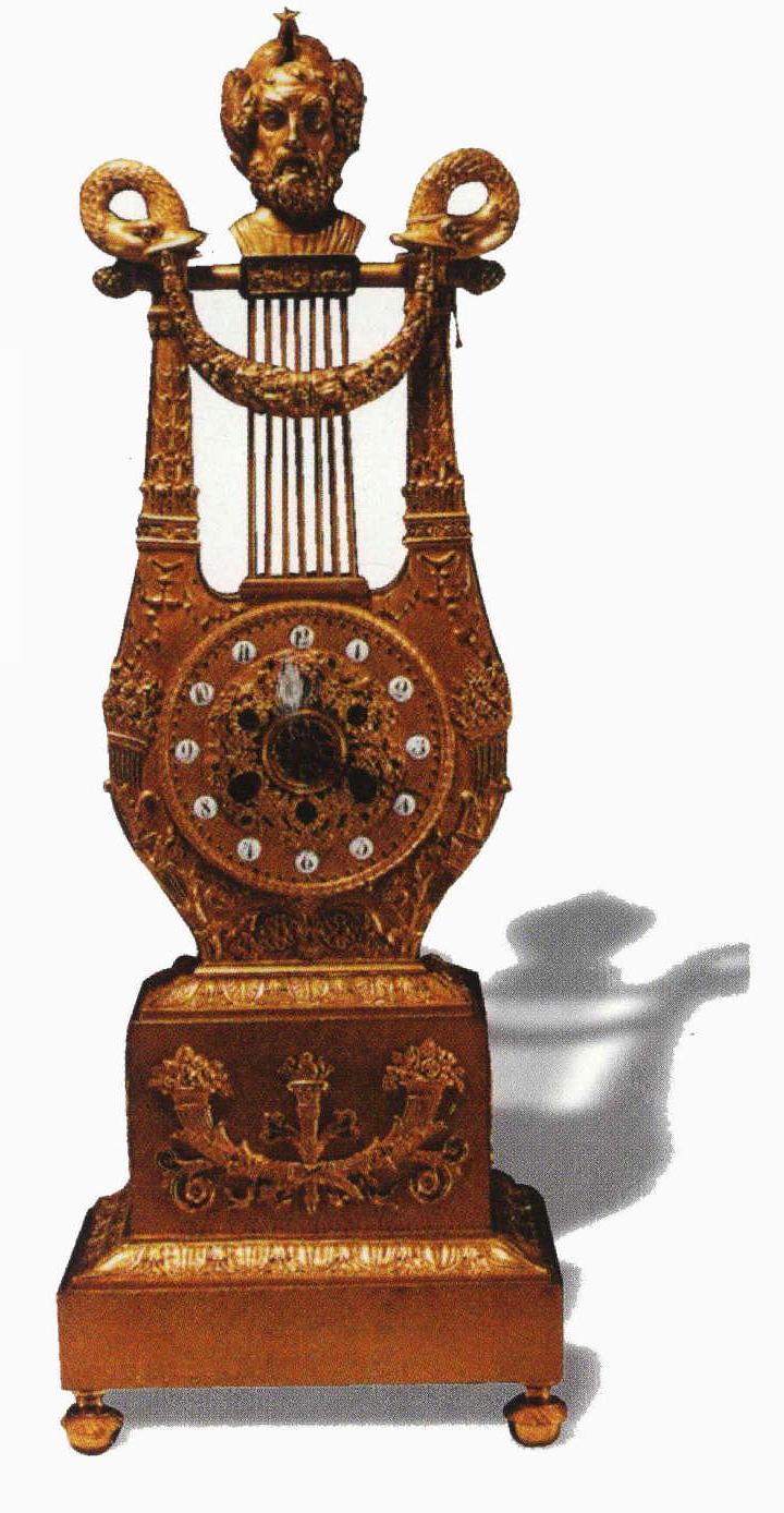铜鎏金竖琴形座钟